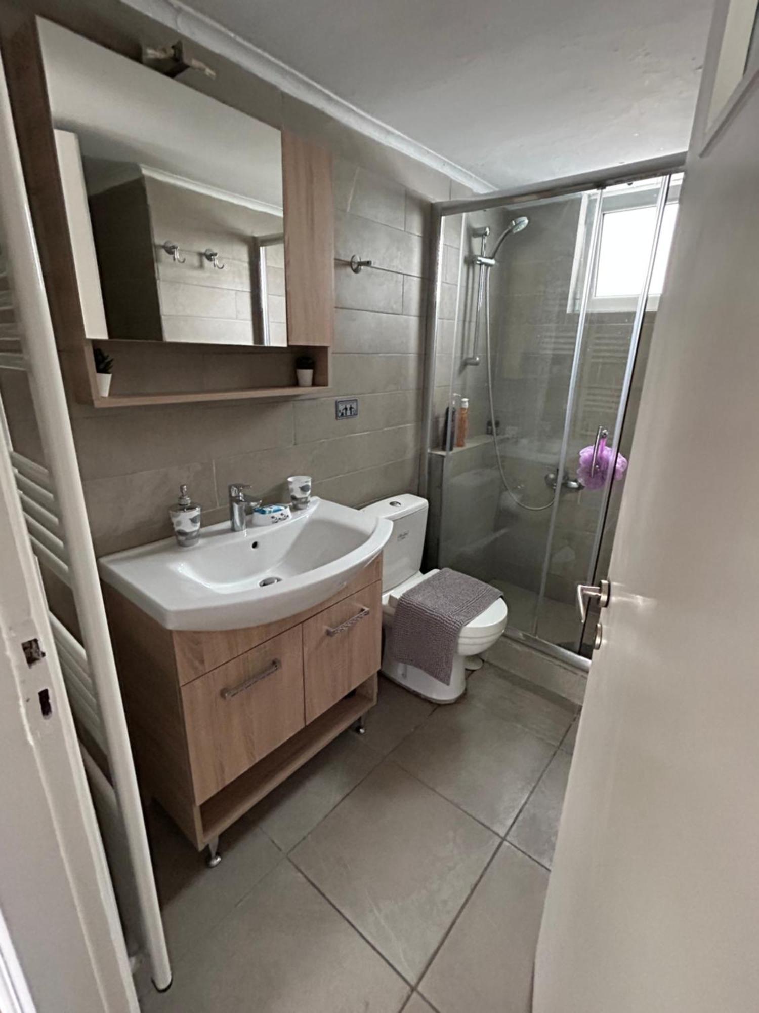 Beautiful Apartment Next To Metro Station 雅典 外观 照片